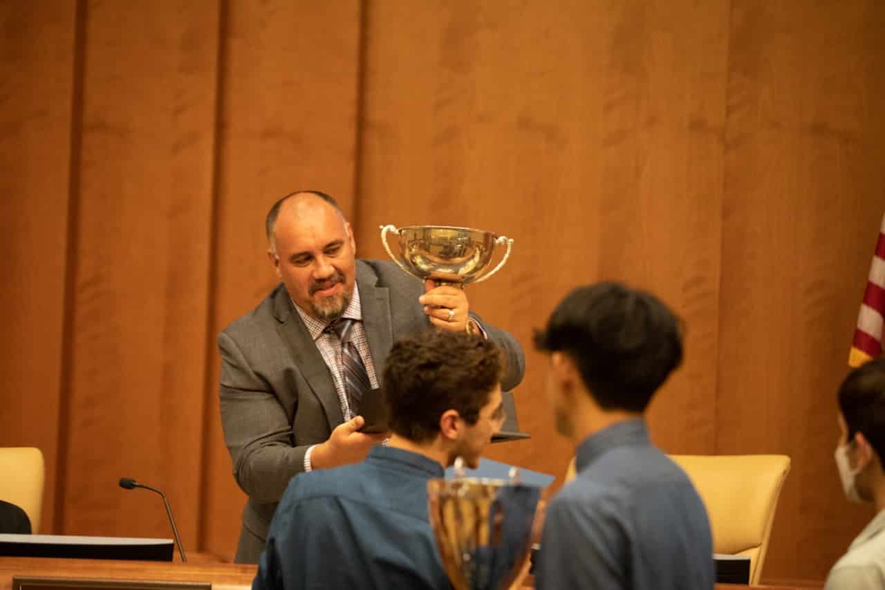Mayor Rahn Receives the Mayors Cup Large