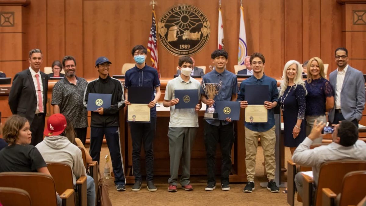 Great Oak HS Cyber Team Honored by Temecula Large
